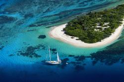 爱游戏娱乐-欧冠版NBA季后赛之夜，梅西在绿茵场上的完美控球表演