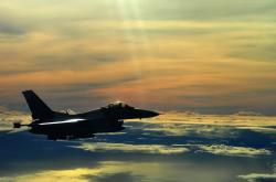 爱游戏官方入口-奇才爆冷收割独行侠，欧文高能输出难救主