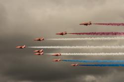 爱游戏下载-深圳队碾压热火，利拉德成为关键先生