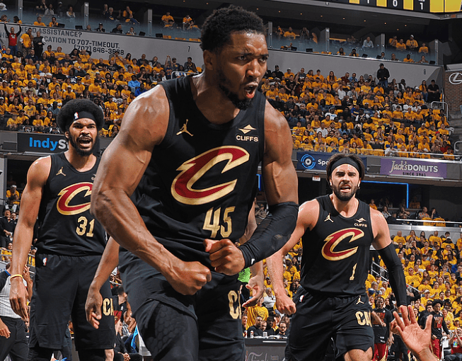 关于西班牙男篮绝杀立陶宛男篮，米切尔惊艳世界的信息