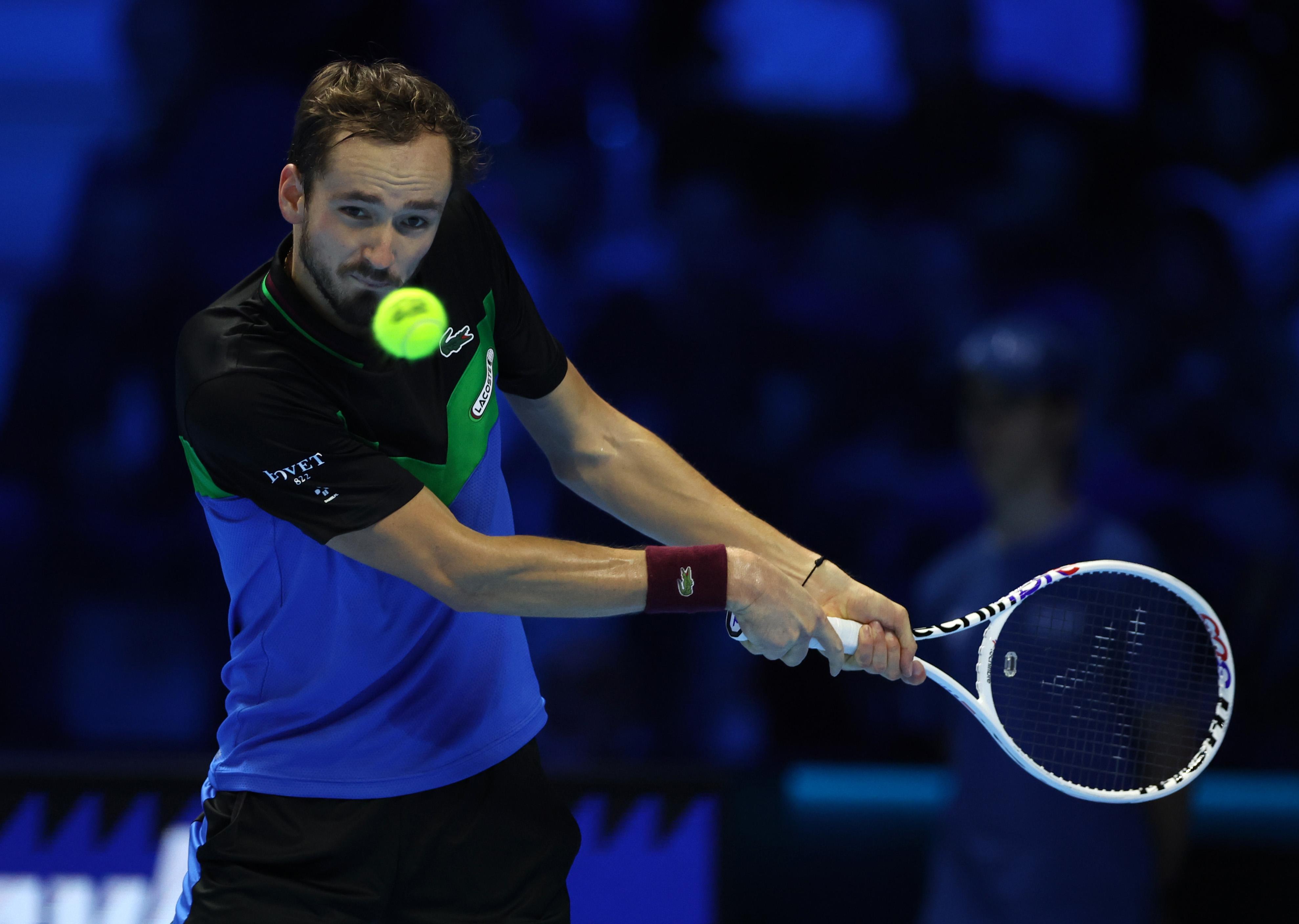 包含拉沃尔杯翻盘ATP总决赛,梅德韦杰夫点燃赛场的词条 包含拉沃尔杯翻盘ATP总决赛,梅德韦杰夫点燃赛场的词条