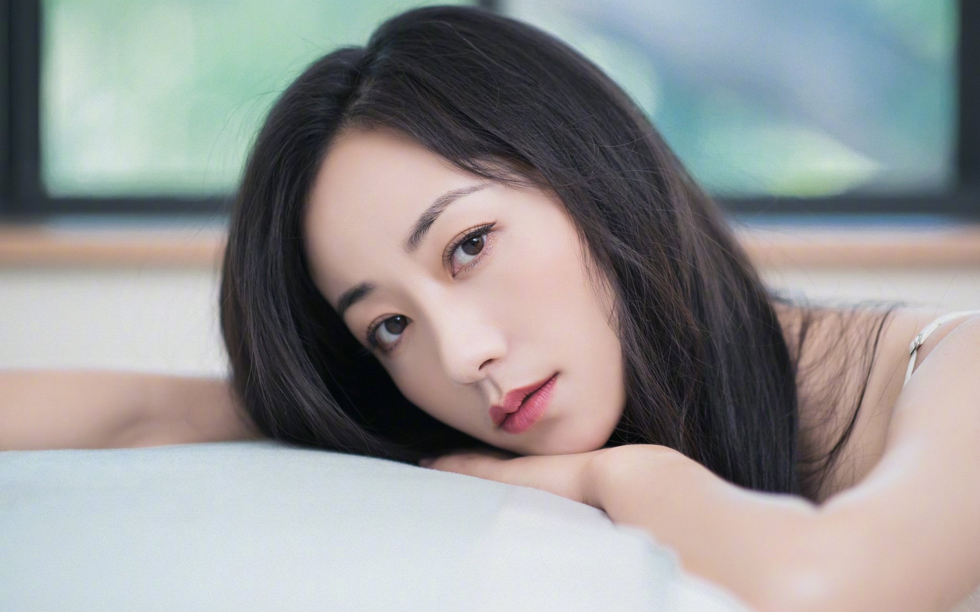 赛道与球场，体育双城记中的较量艺术