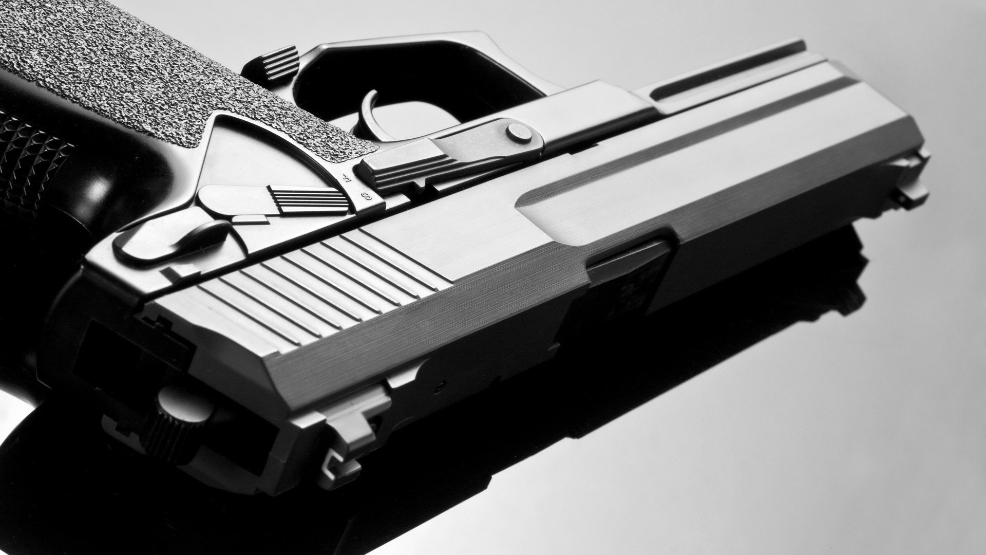 东方魔法师点燃赛场，黄色潜水艇火力压制马德里竞技