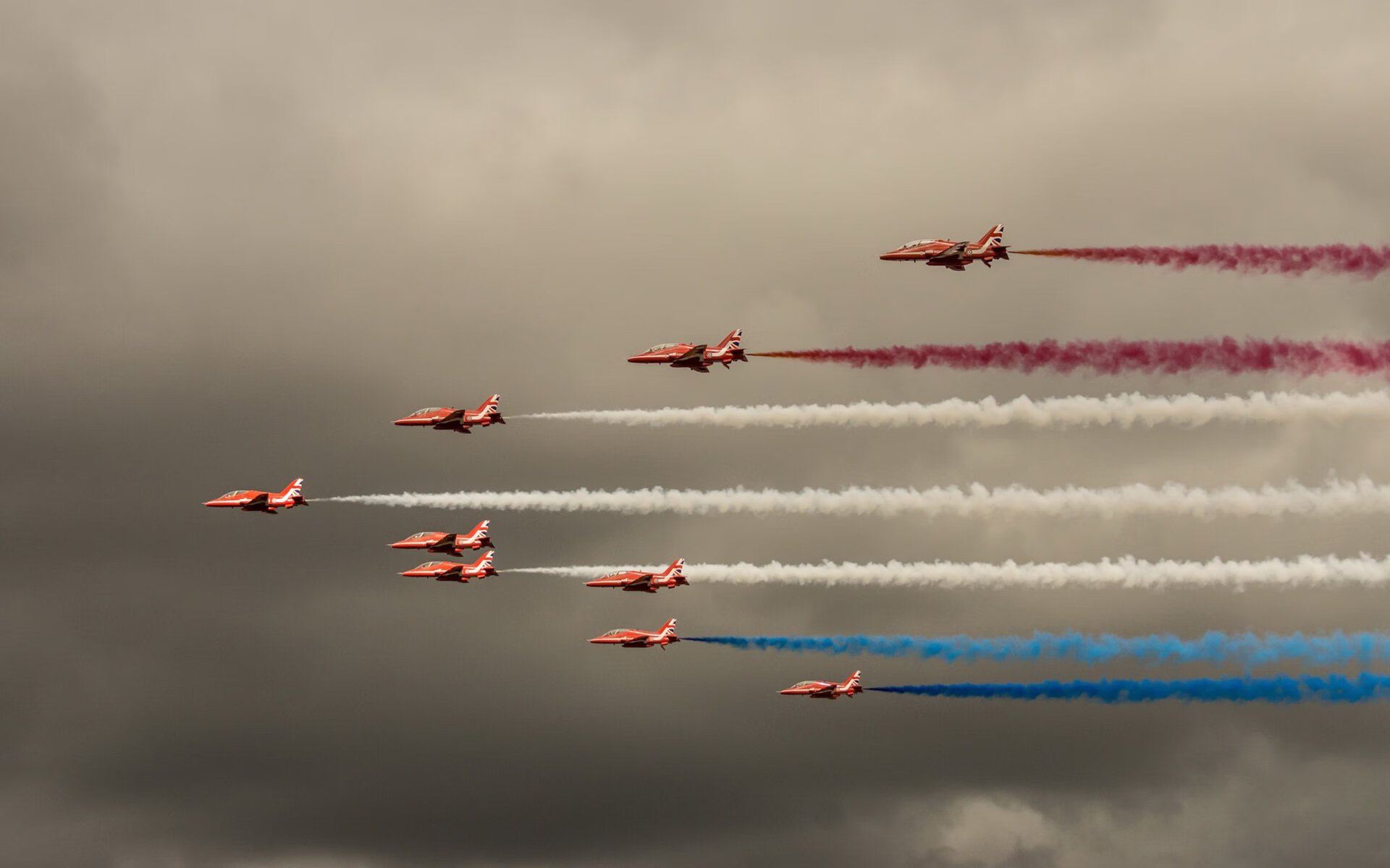 深圳队碾压热火，利拉德成为关键先生